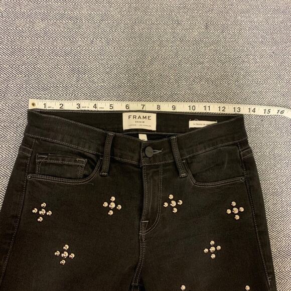 FRAME - Le Skinny Studded Double Raw-Edge Jeans - Picture 9 of 10